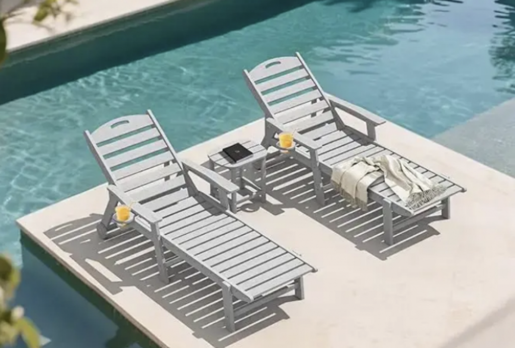 Portable Hammocks With Stands and Canopies: Instant Backyard Relaxation