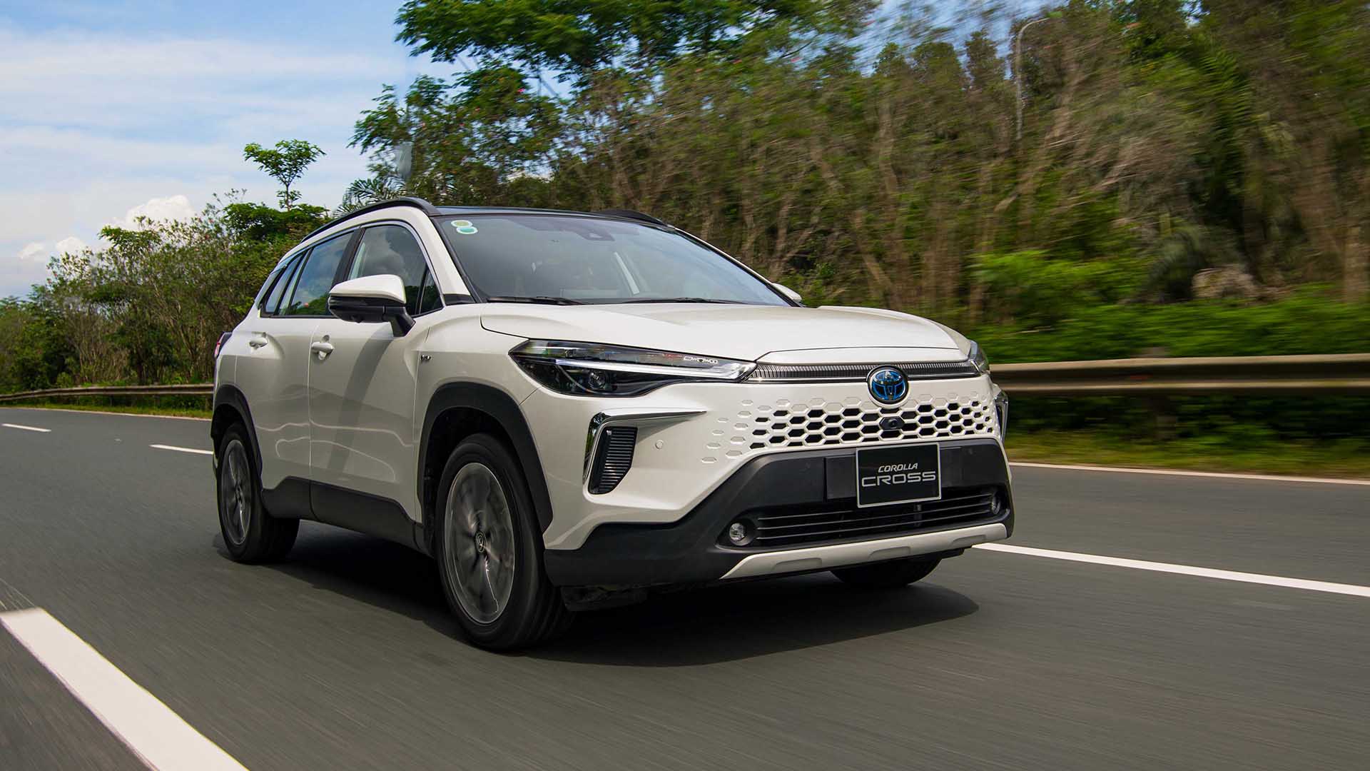 Toyota chuyển sang pin lithium-ion trên xe hybrid: Lựa chọn chiến lược hay bắt buộc?