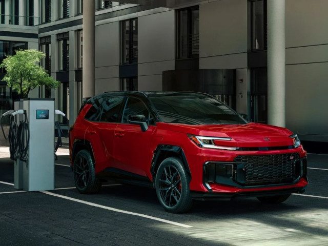 Toyota chuyển sang pin lithium-ion trên xe hybrid: Lựa chọn chiến lược hay bắt buộc?