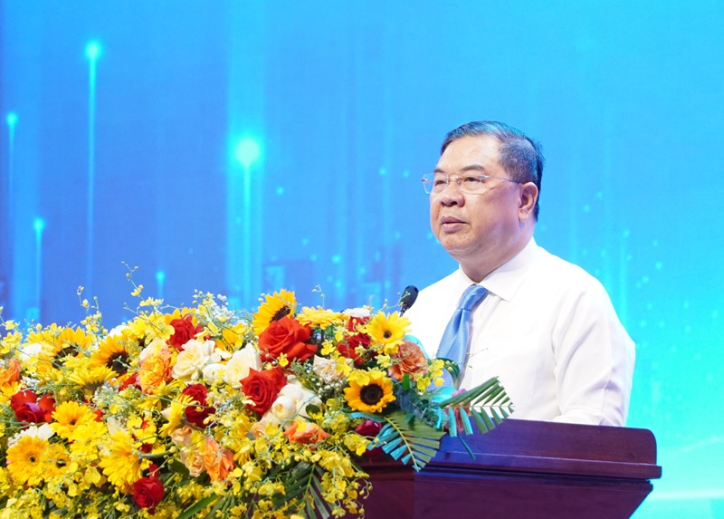 Dung Quất định vị trung tâm logistics khu vực