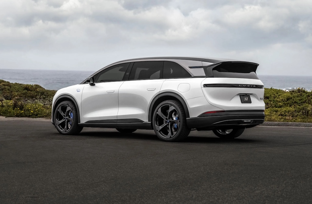 SUV điện tầm hoạt động 1000km: Pin khủng hay hiệu suất mới là giá trị thật?