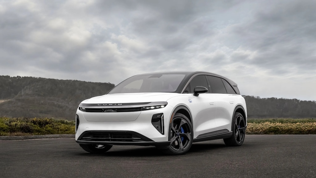 SUV điện tầm hoạt động 1000km: Pin khủng hay hiệu suất mới là giá trị thật?