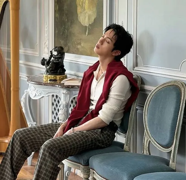 Jin BTS Và Bước Nhảy Lớn Vào Thời Trang Xa Xỉ Quốc Tế