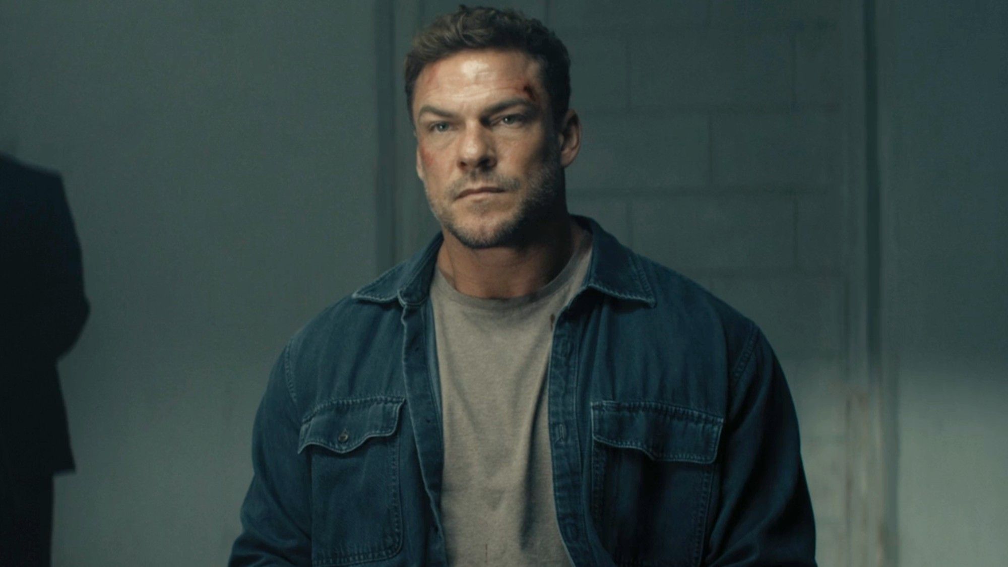 Alan Ritchson On Reacher’s Sudden Season 4 Shock And The Comedy Of Winter Action Filming
