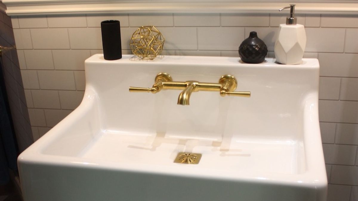 Wood-Look Tile and Stone Sinks Are Rewriting Material Rules at Home
