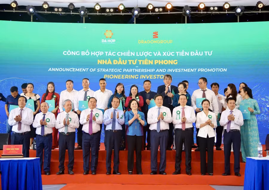 Phú Thọ khởi công tổ hợp 5 dự án 7.600 tỷ: Bước nhảy để thành cực tăng trưởng công nghiệp Bắc Bộ?