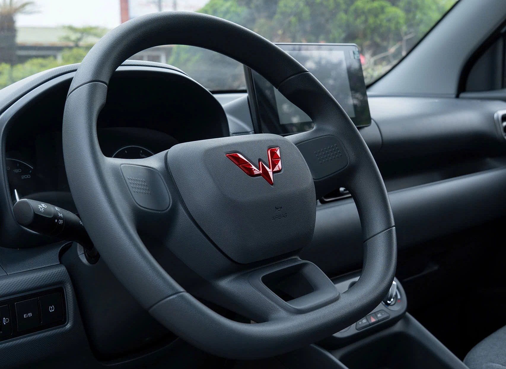 Wuling Grango và Darion: MPV 7 chỗ điện giá rẻ thách thức đối thủ