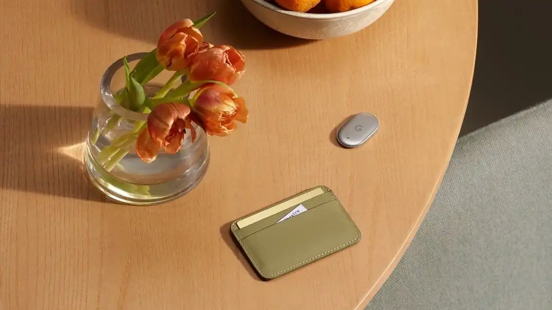 Pixel Tag vs AirTag: Which Bluetooth Tracker Belongs on Your Keys?