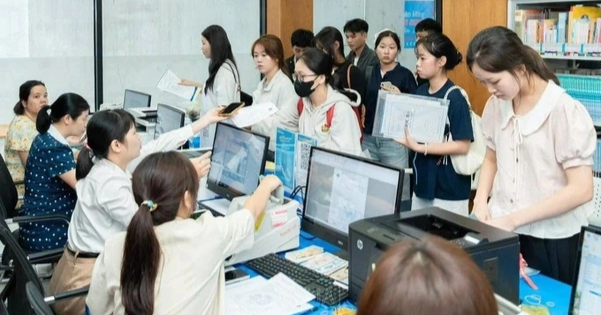 Cảnh báo lừa đảo tân sinh viên: Phụ huynh cần làm gì?