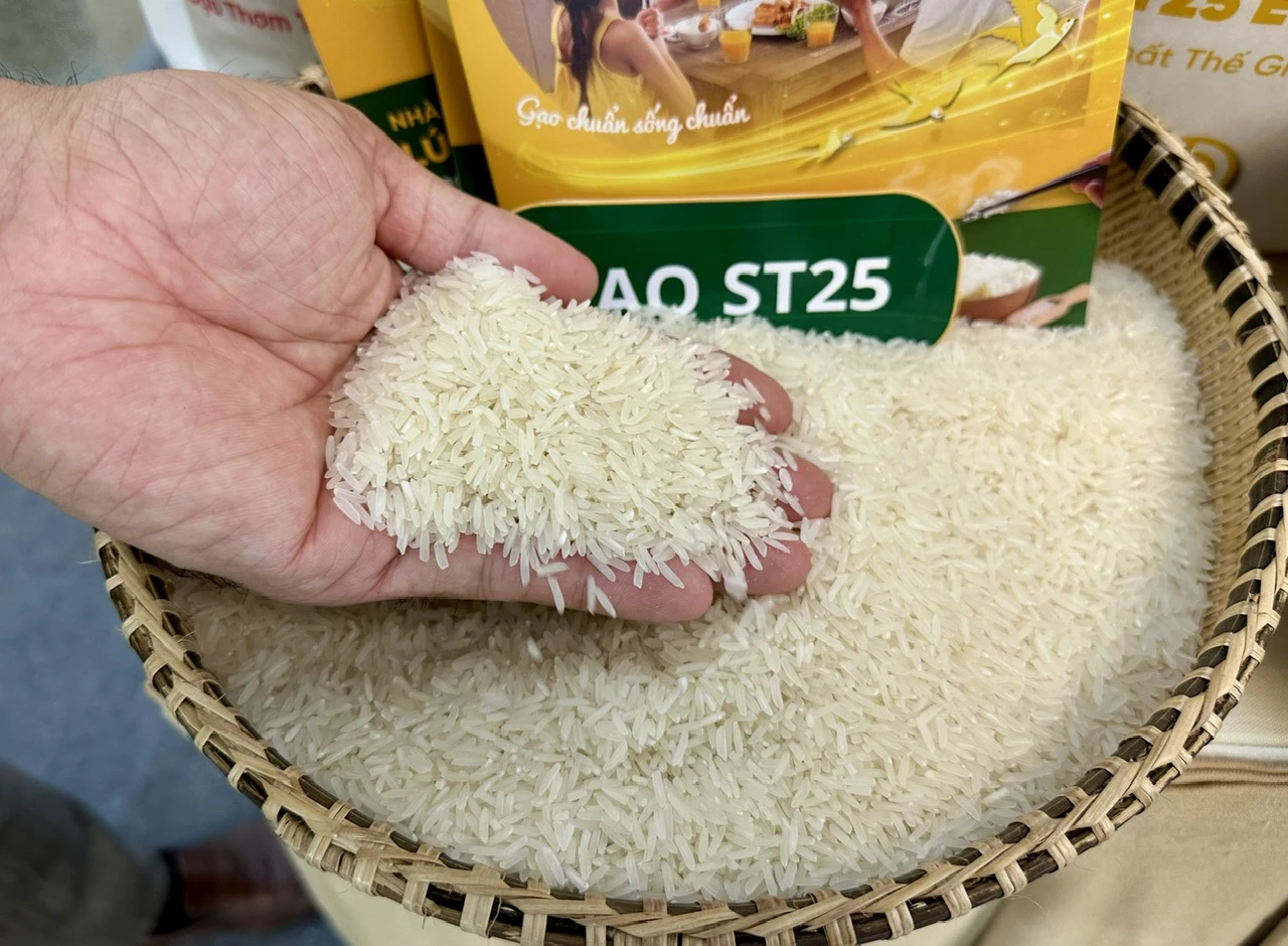 Gạo ST25 lên kệ Selgros Đức: bước ngoặt cho nông sản Việt tại châu Âu