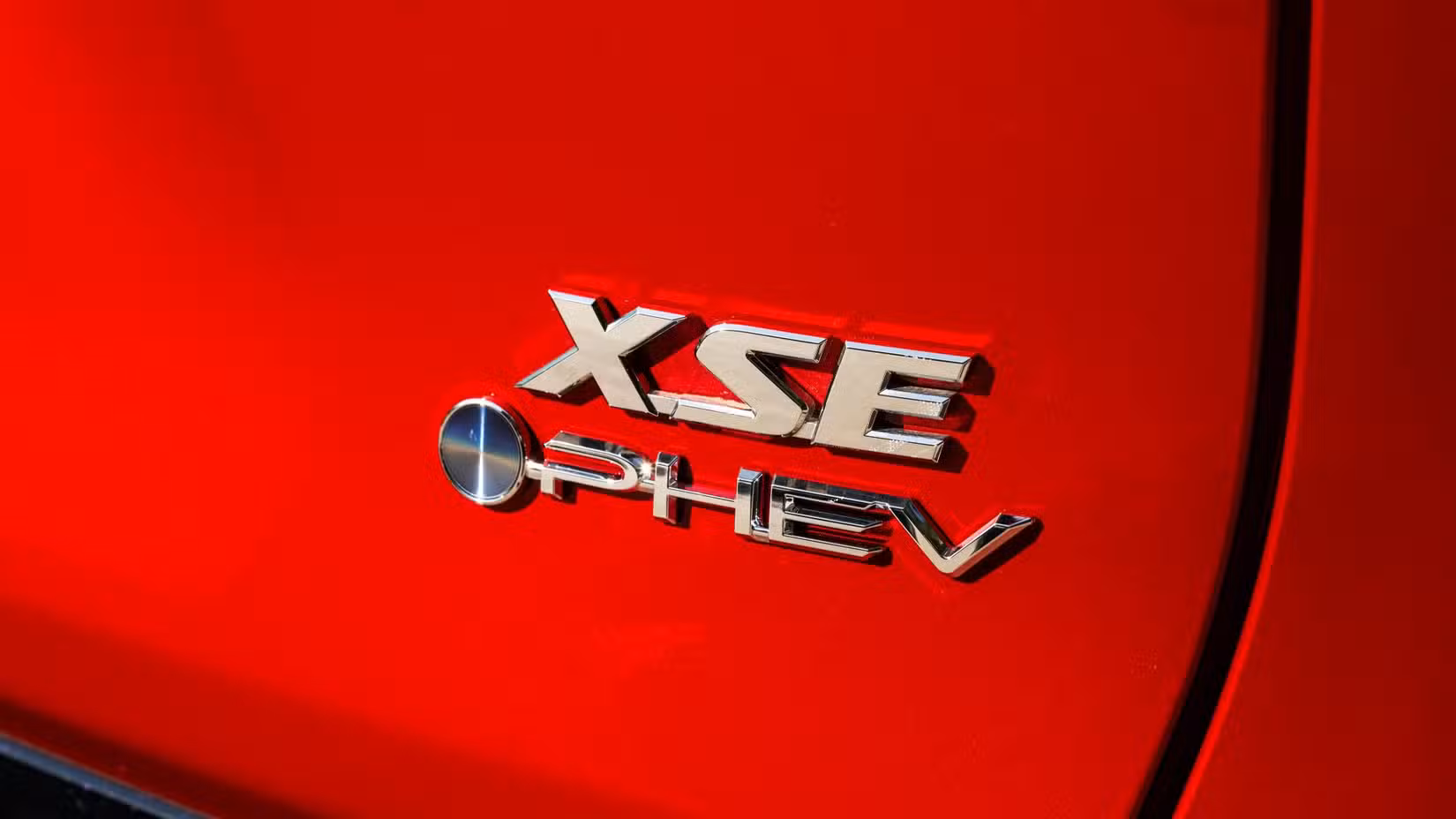 Why EV Sales Are Surging Worldwide While Drivers Turn Back to Hybrids