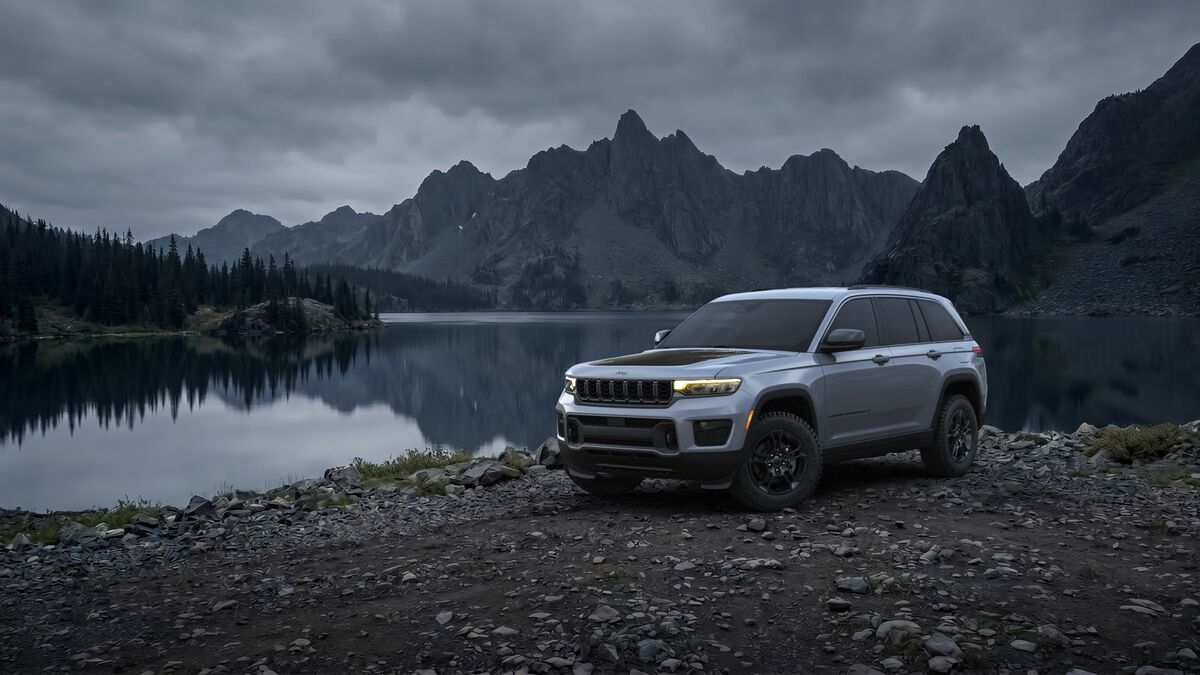 Jeep Grand Cherokee Upland: Off-Road Appeal on a Budget