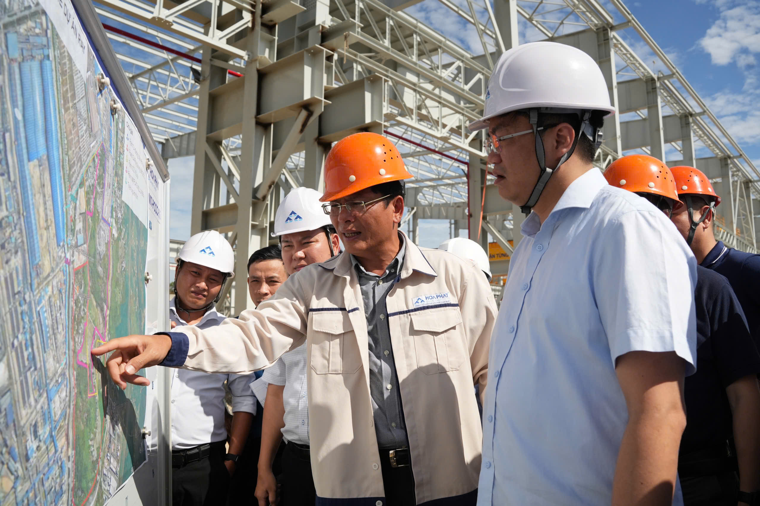 Hòa Phát rót 20.000 tỷ vào ray đường sắt cao tốc: cú đột phá hay cuộc chơi đầy rủi ro?