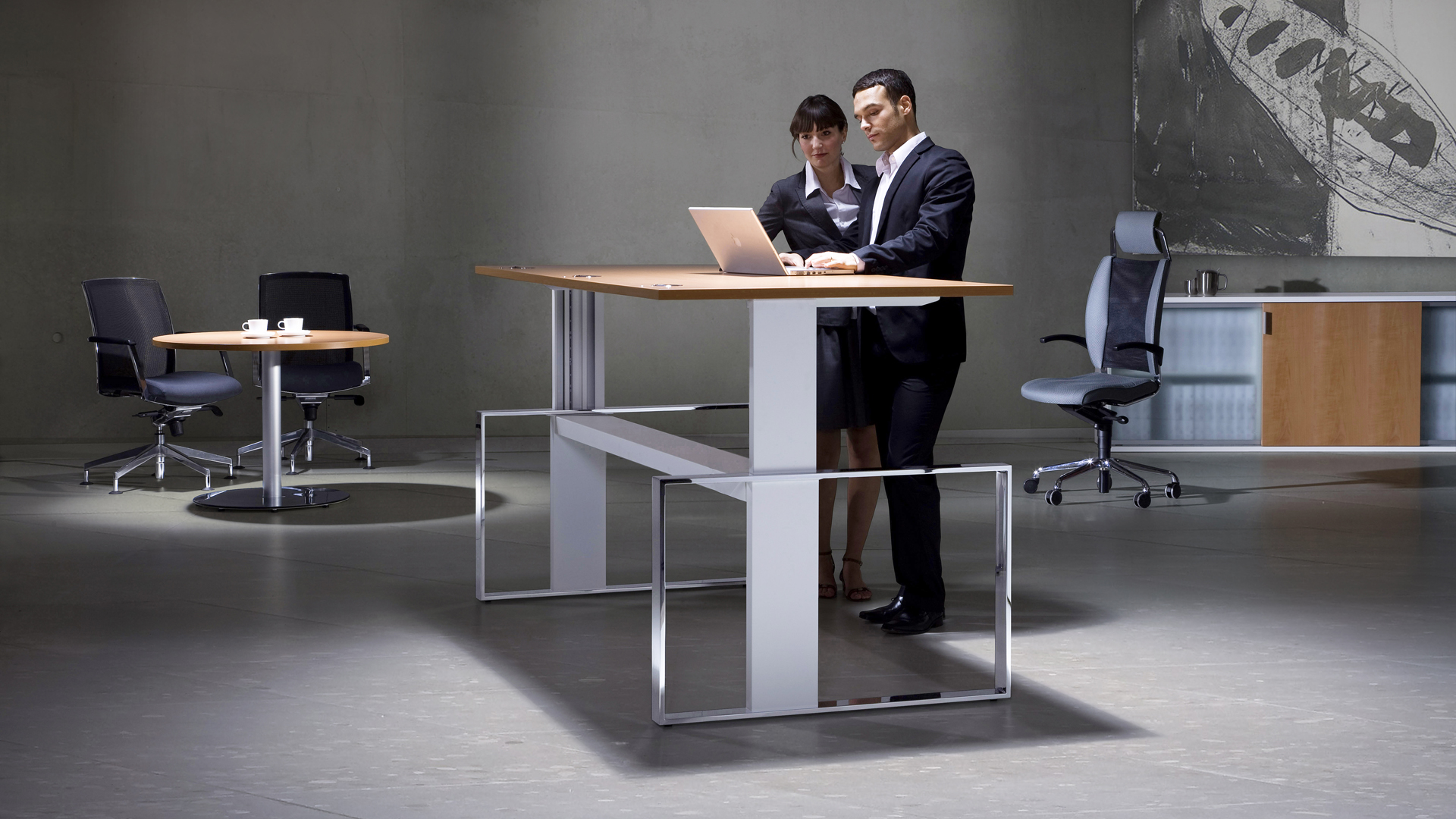 Standing Desk Buying Guide: Motors, Height and Stability