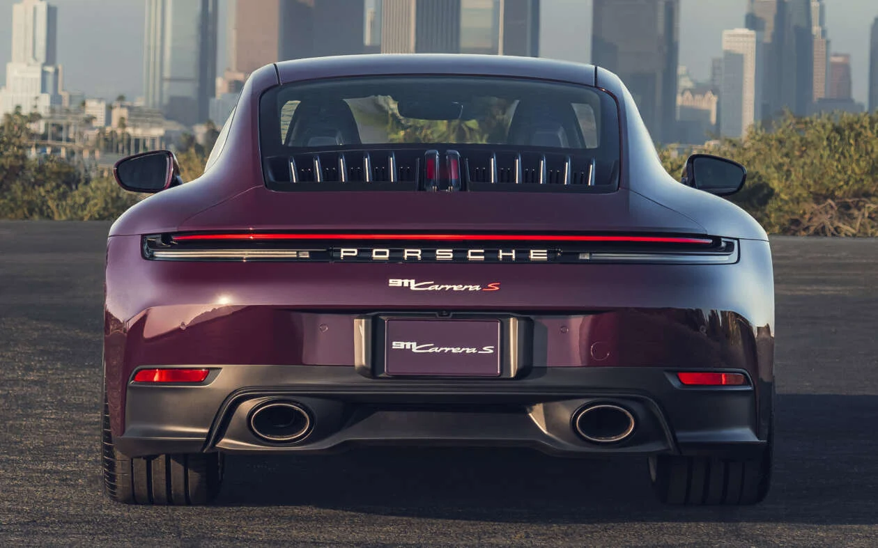 Manual Gearbox Comeback: Why Three-Pedal Performance Cars Matter