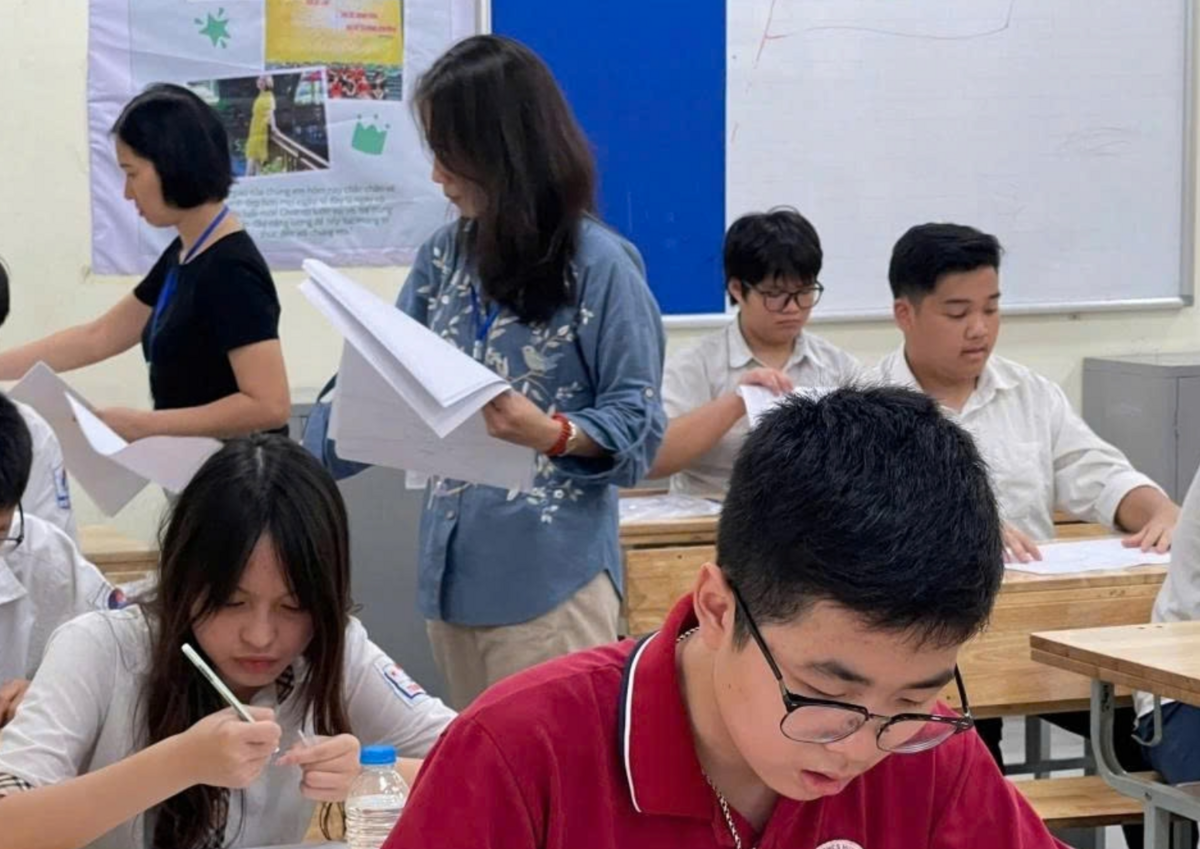 Thi vào lớp 10 chỉ còn Toán Văn: Giảm áp lực hay dồn nén cạnh tranh?