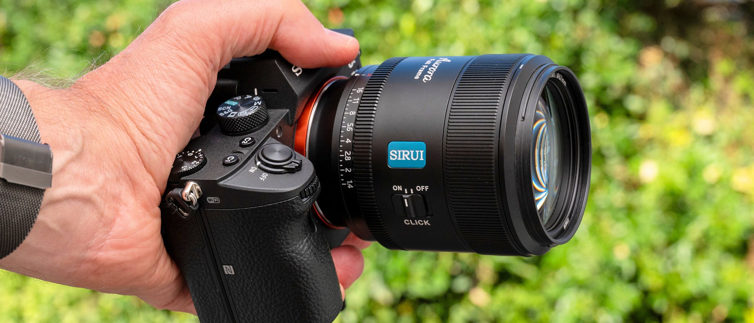 Sirui Aurora 85mm f/1.4 Review: Affordable Pro Portrait Glass for Sony E