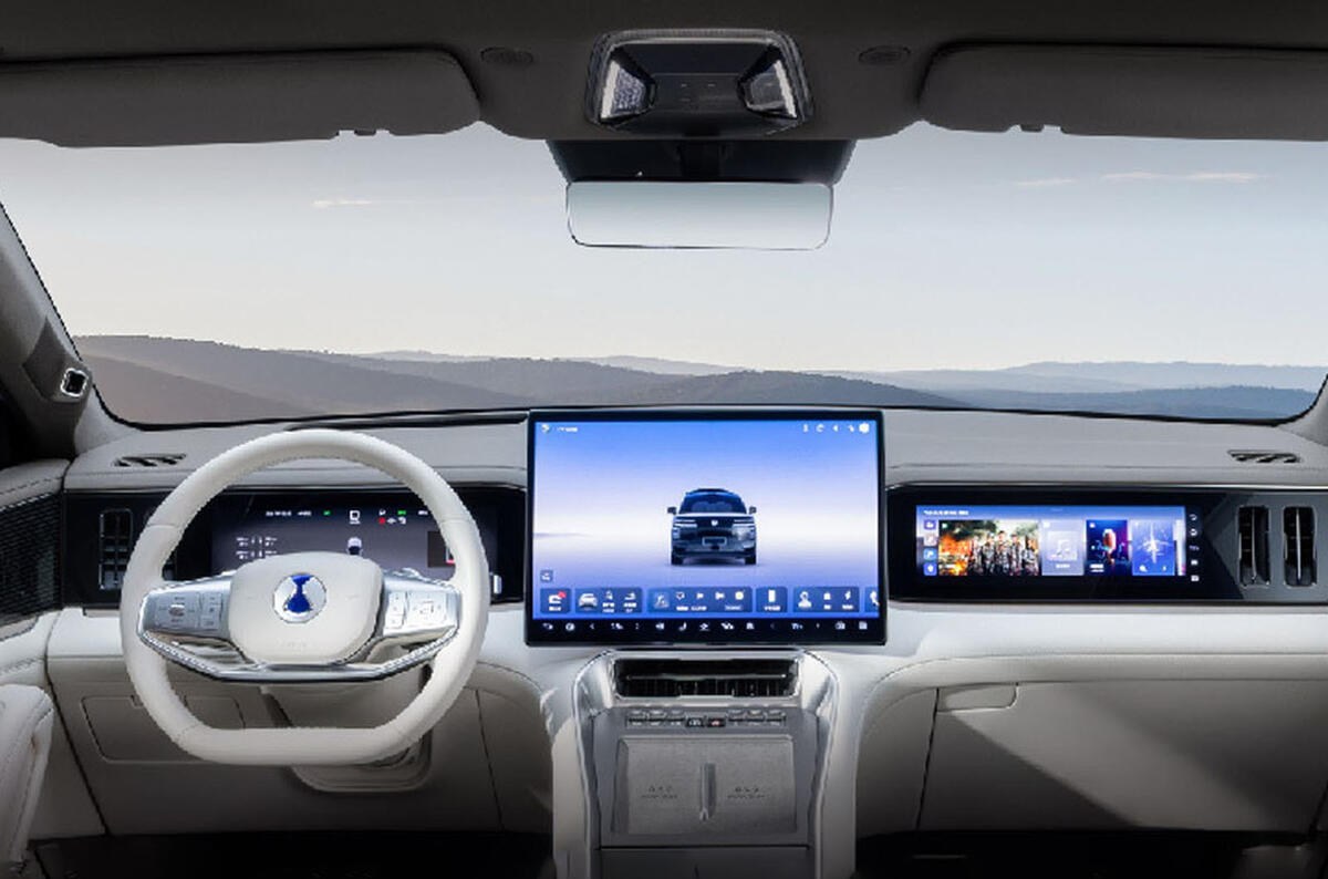 How Extreme-Range EVs Are Rewriting the Rules of Long-Distance Driving