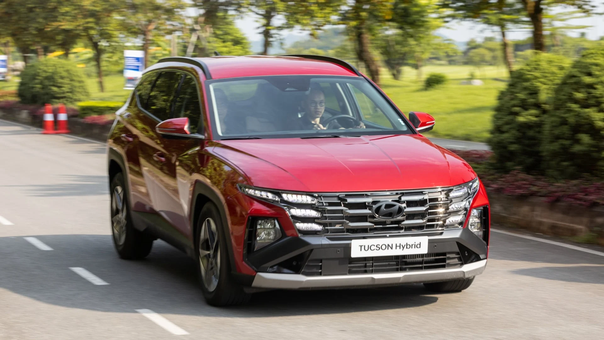 Hyundai tăng tốc cuộc đua hybrid: đã đủ mạnh để thách thức Toyota?