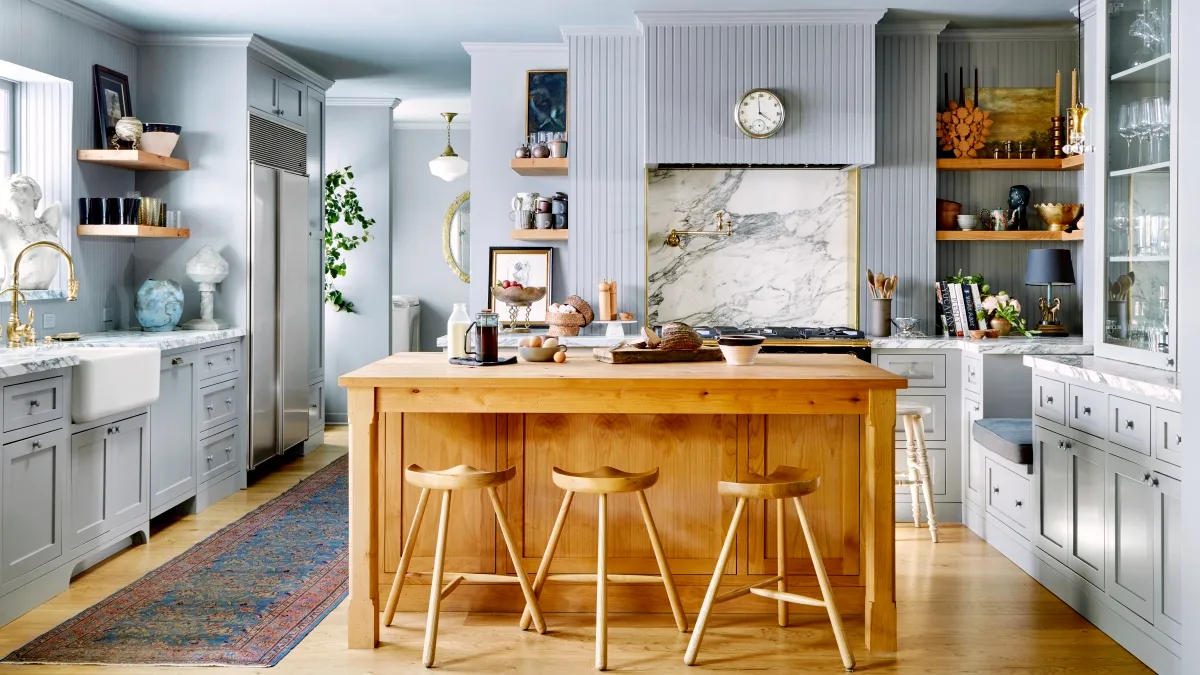 How Statement Bar Stools Are Redefining Entertaining Spaces