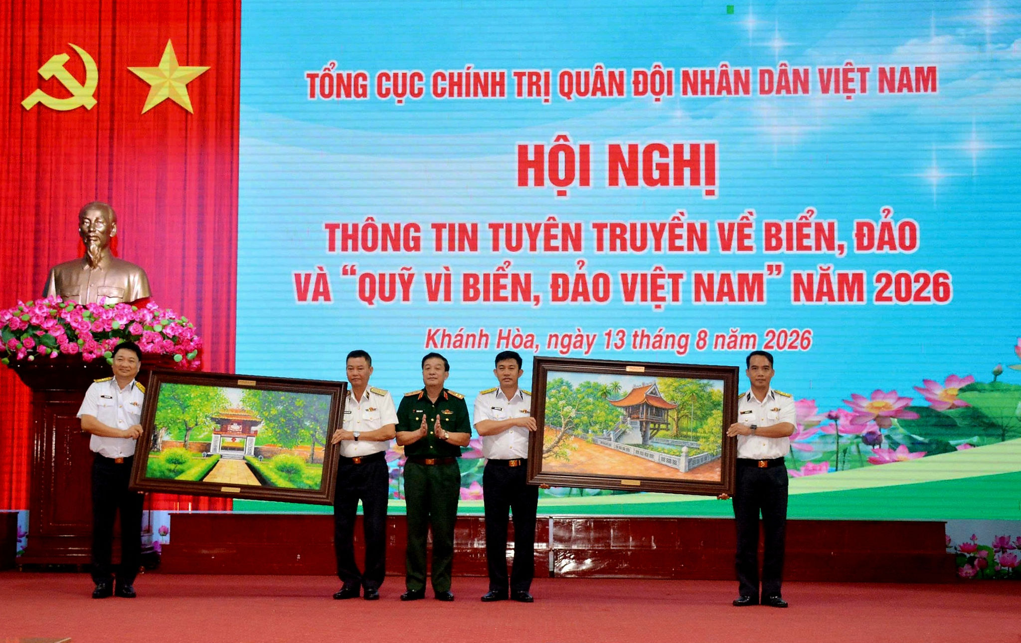 Cuộc thi ảnh 'Tổ quốc bên bờ sóng': Sân chơi để kể chuyện biển đảo bằng ánh sáng