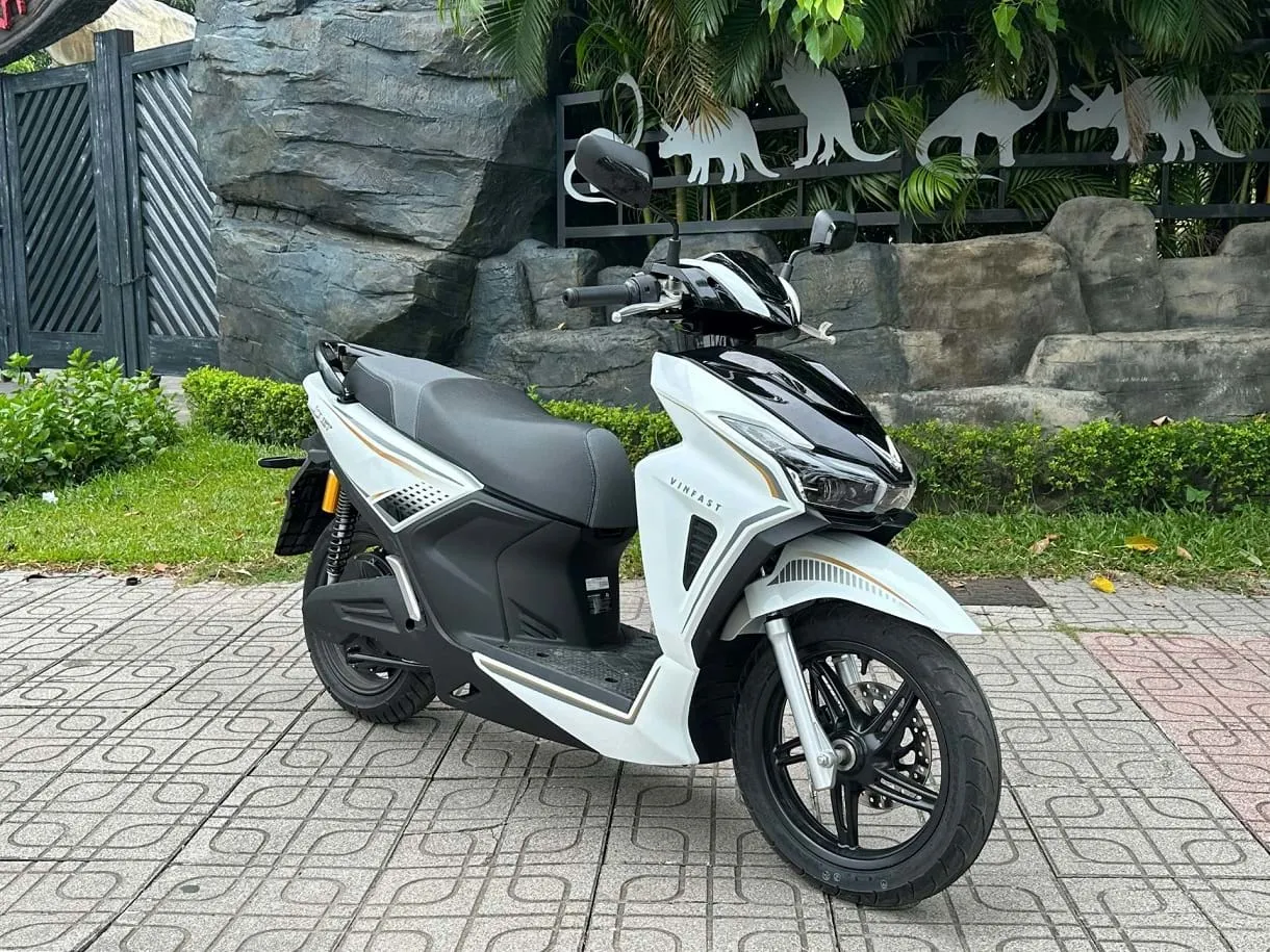 VinFast Kinet: scooter điện 5.200W có đáng cho người trẻ đô thị?