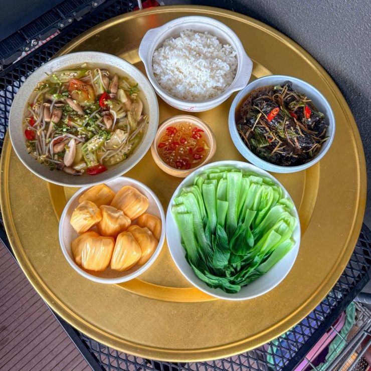 Mâm cơm chay đơn giản mỗi ngày cho gia đình bận rộn