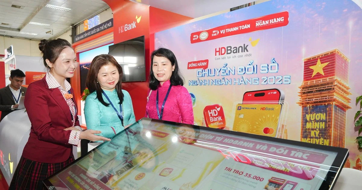 Ngân hàng thông minh: Từ số hóa đến hệ sinh thái dữ liệu và AI an toàn