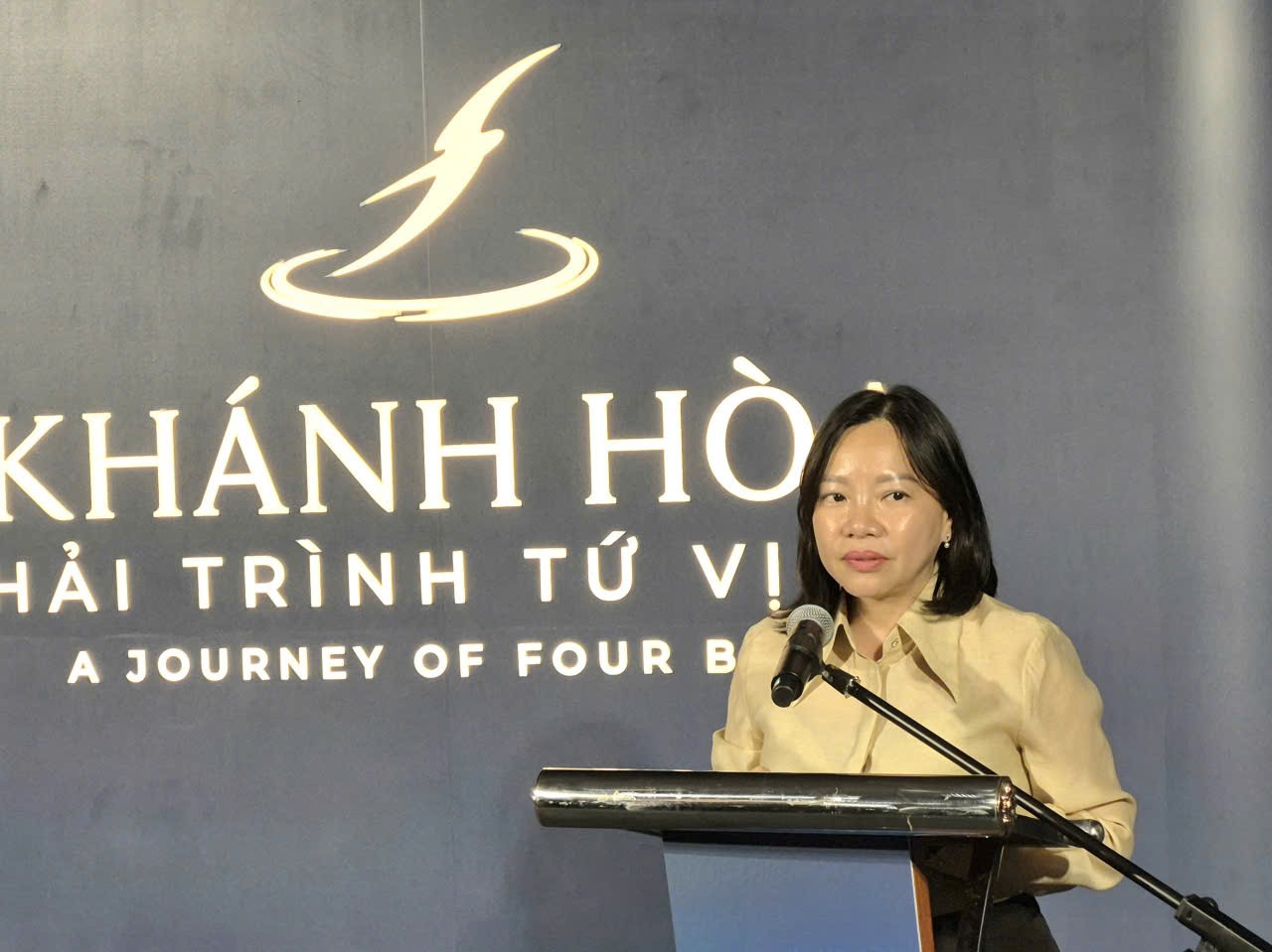 Triển lãm nhiếp ảnh Khánh Hòa – Hải trình Tứ Vịnh: một tỉnh biển kể chuyện bằng hình ảnh