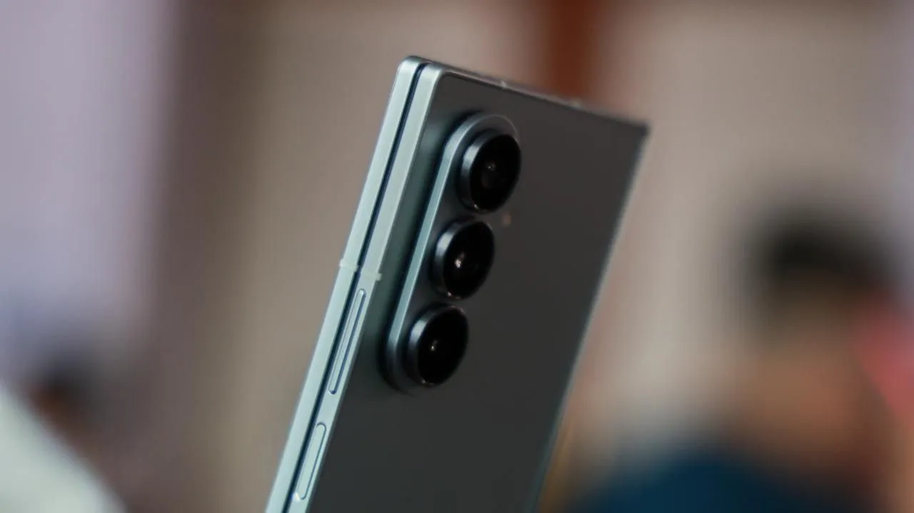 Galaxy Z Fold8, Z Fold8 Ultra và Z Flip8: chọn theo giá và diện tích màn hình