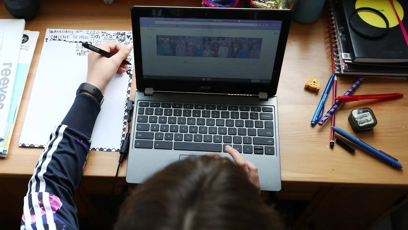 How to Teach Your Child Critical Thinking in an AI-Powered World