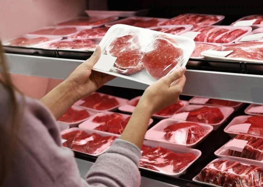 Cách phân biệt thịt bò thật và thịt giả khi mua ở chợ