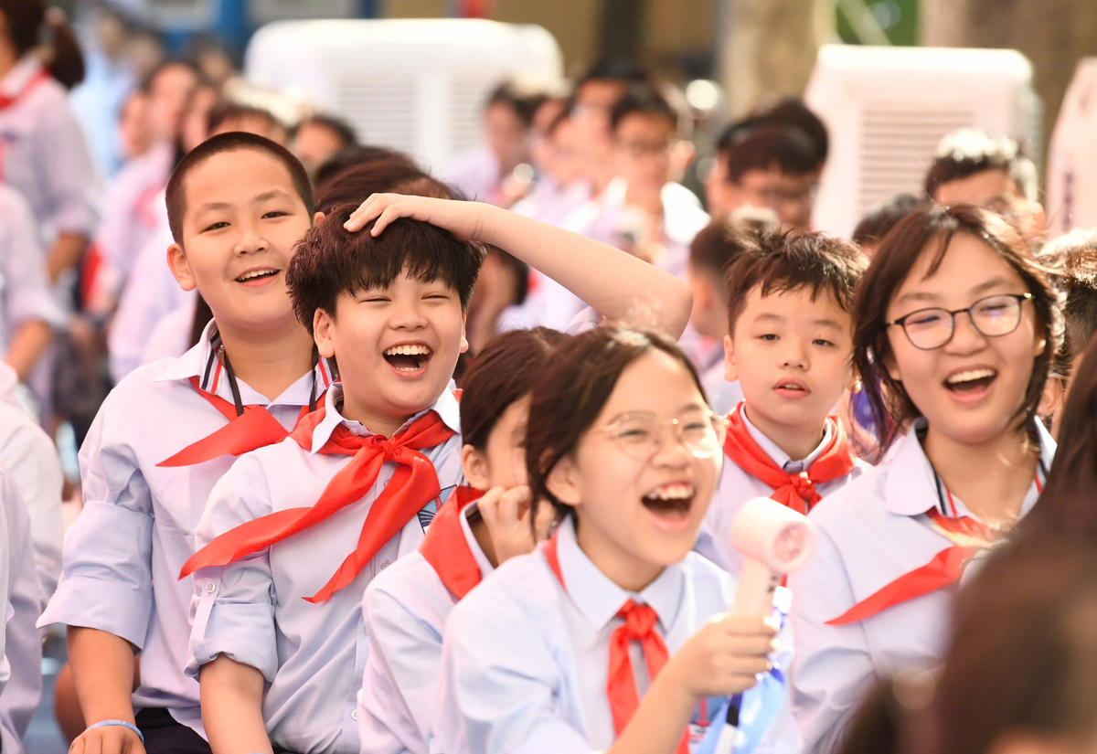 Vắc-xin số cho học sinh: học an toàn trước khi học online