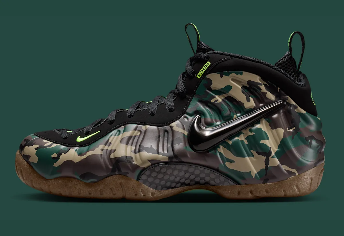 Nike Air Foamposite Pro Returns in Green Camo and Glow in the Dark