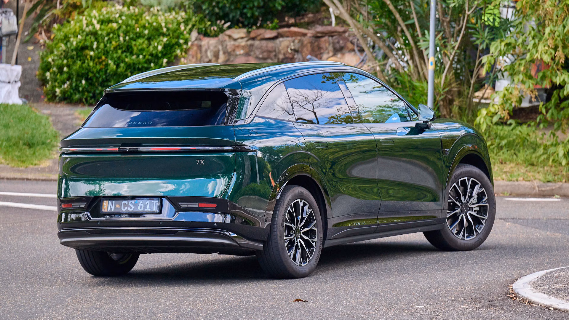 Zeekr and Chery Premium SUVs: The Plug‑In Hybrid Shortcut to Luxury
