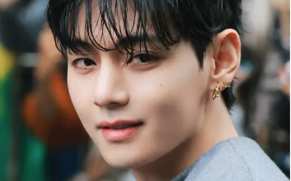 V BTS và cuộc chiến mất thính lực: Lời cảnh tỉnh về sức khỏe idol K-pop