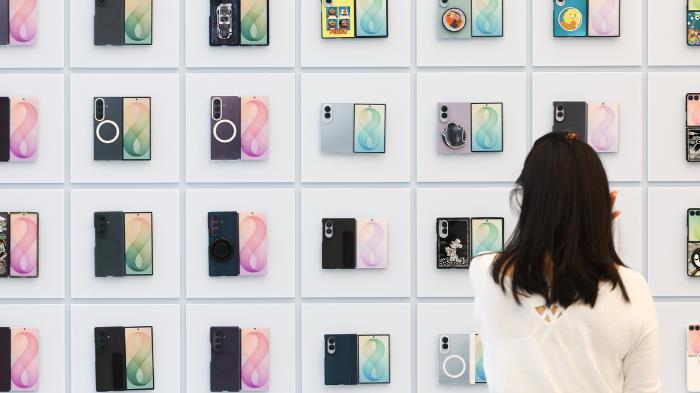 Samsung Galaxy Z Fold8 hộ chiếu vuông: lời đáp trả định kiến cồng kềnh