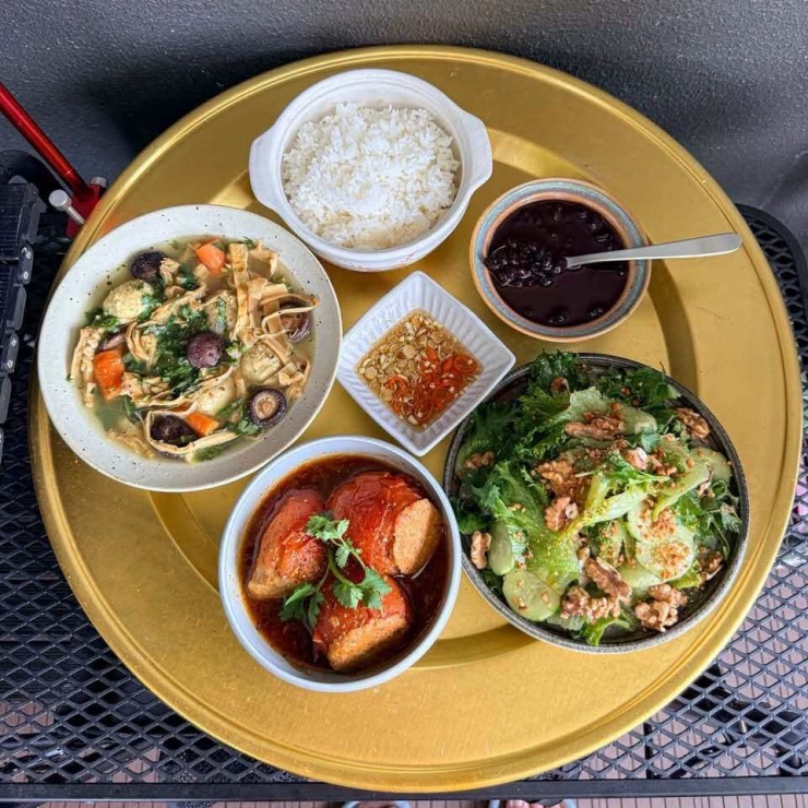 Mâm cơm chay đơn giản mỗi ngày cho gia đình bận rộn
