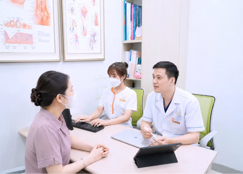 Mãn kinh sớm ở tuổi trẻ: Đừng nhầm với rối loạn nội tiết