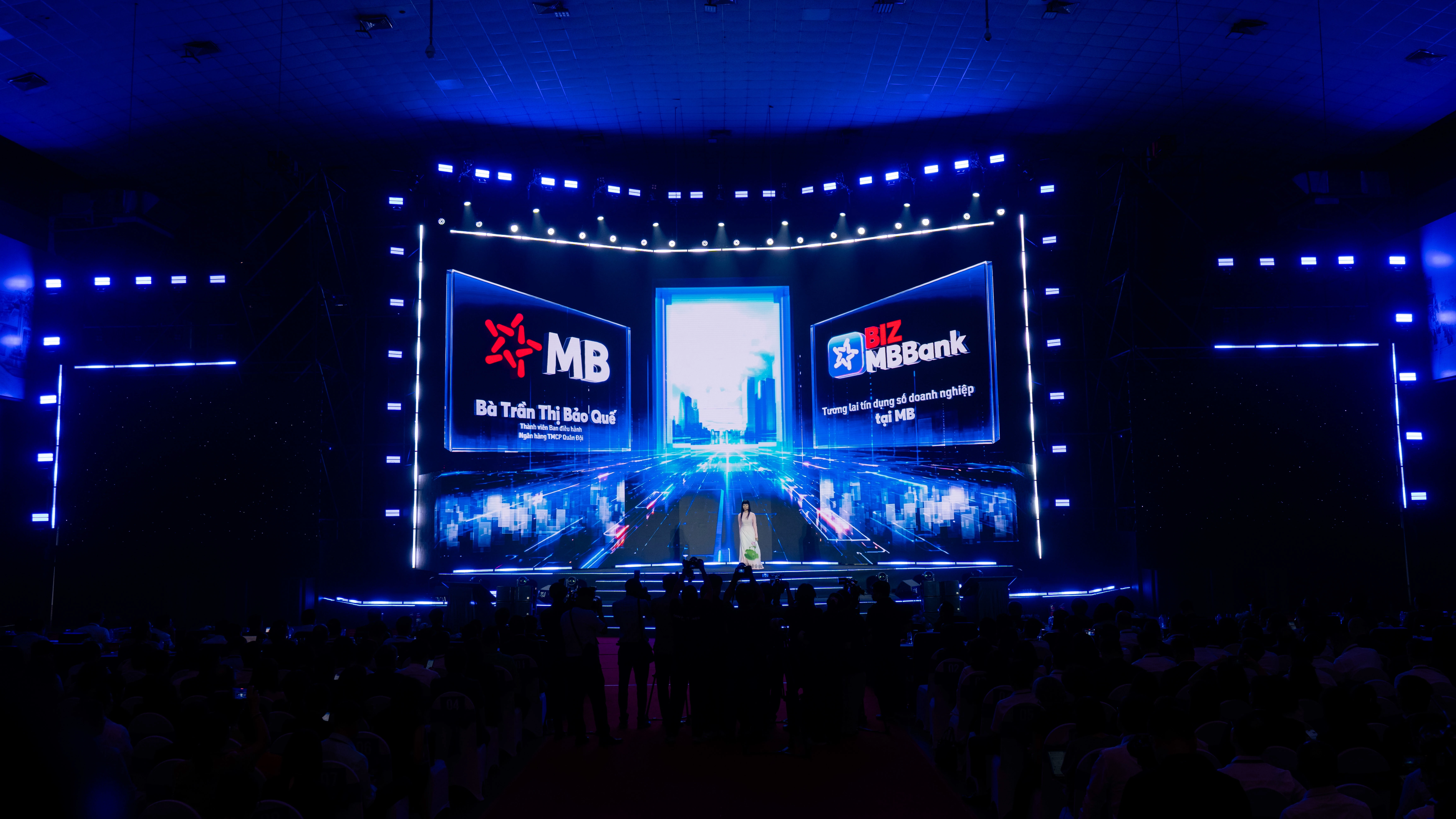 MB rút ngắn quy trình cấp vốn xuống 2 ngày nhờ AI và dữ liệu