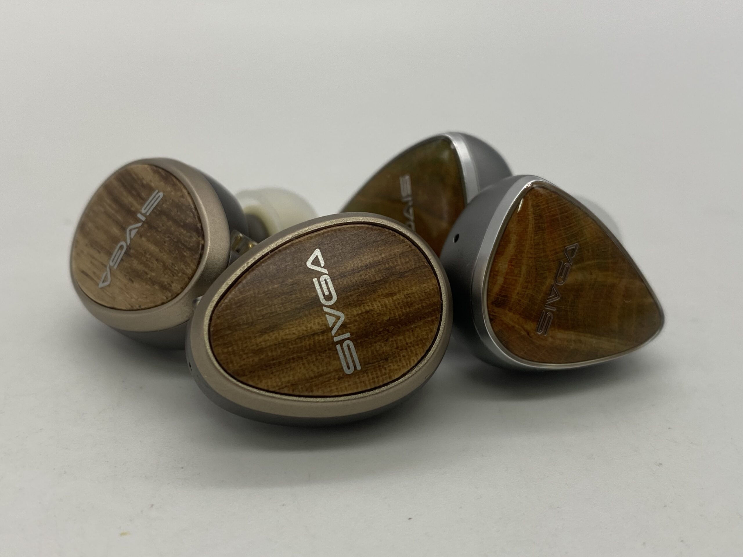 Tanchjim Ola II vs Kinera Frigg vs Sivga Nightingale Pro: nên chọn tai nghe in-ear giá rẻ nào?