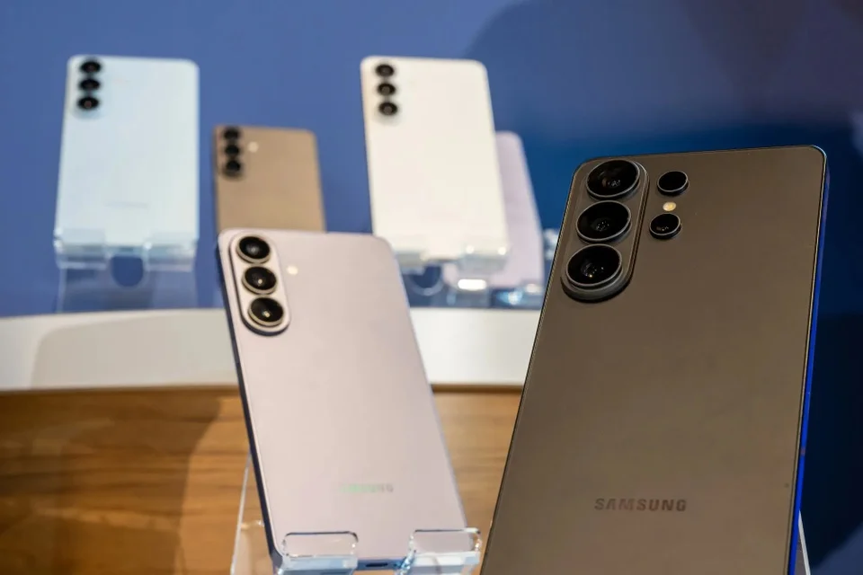 Galaxy S26 Ultra: Màn hình đắt đỏ có đáng đánh đổi?