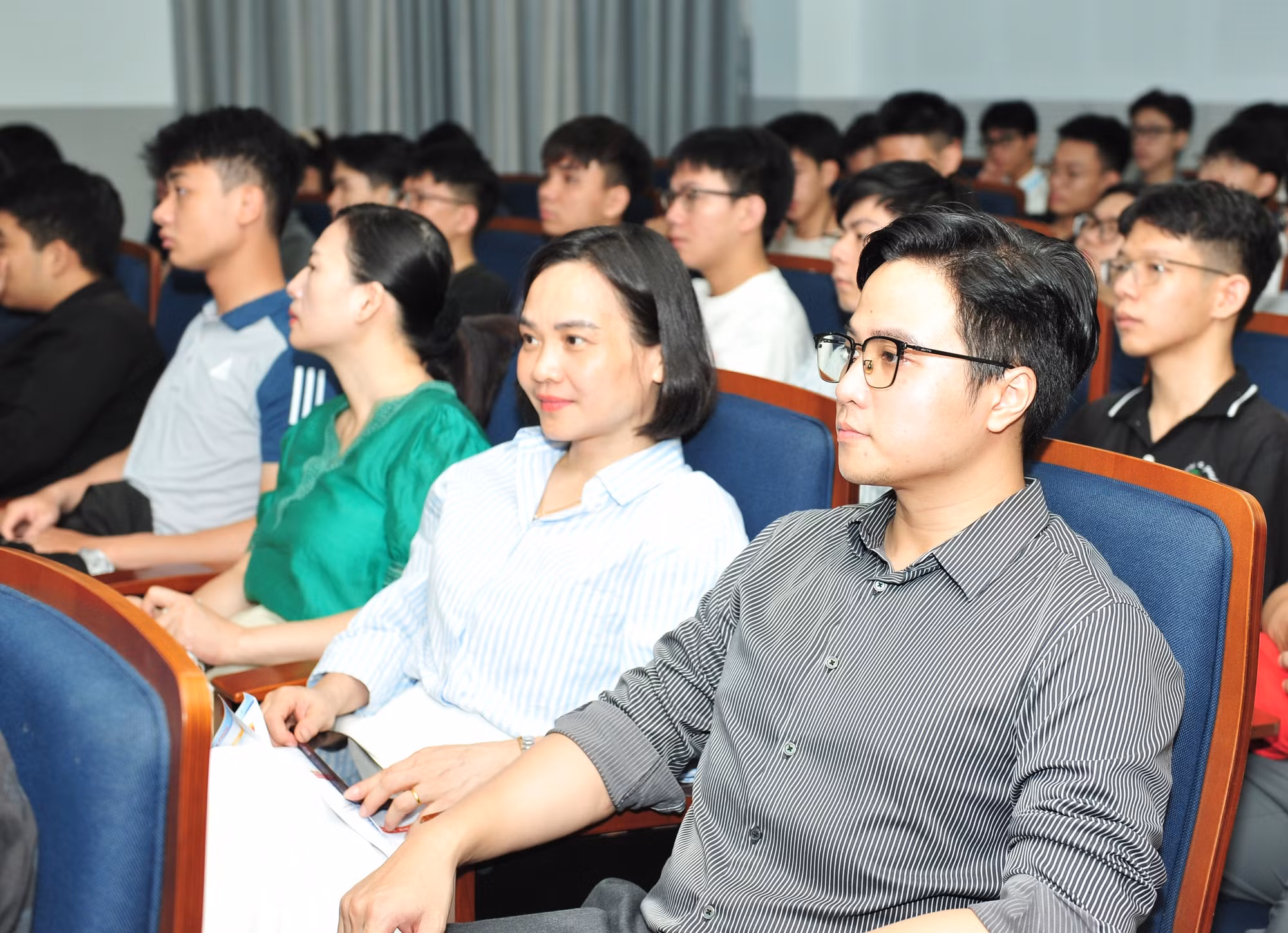 Hội thảo AI4CRIS: AI mở rộng không gian nghiên cứu mật mã và an toàn thông tin