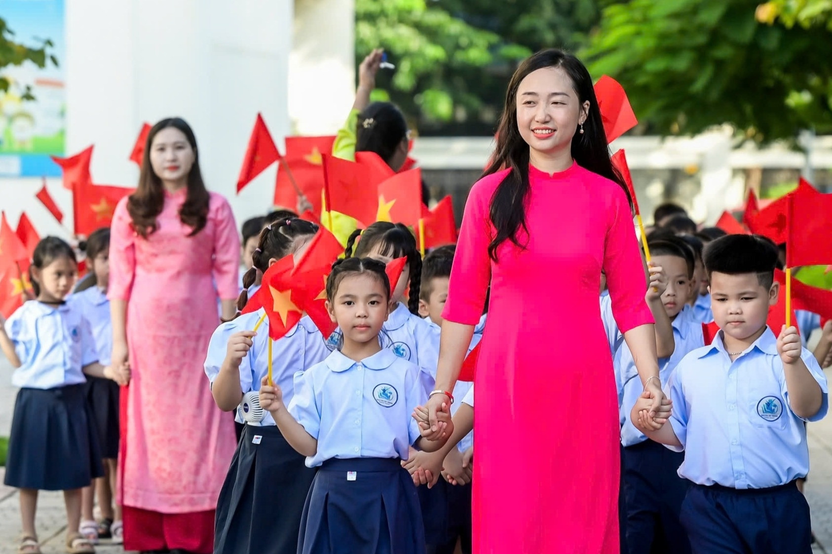 Giảm áp lực thi cử, siết dạy thêm: Gia đình được gì?