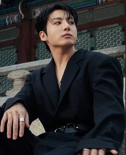 Jungkook vượt Michael Jackson trên mạng xã hội: cú xoay trục của thời đại K-pop