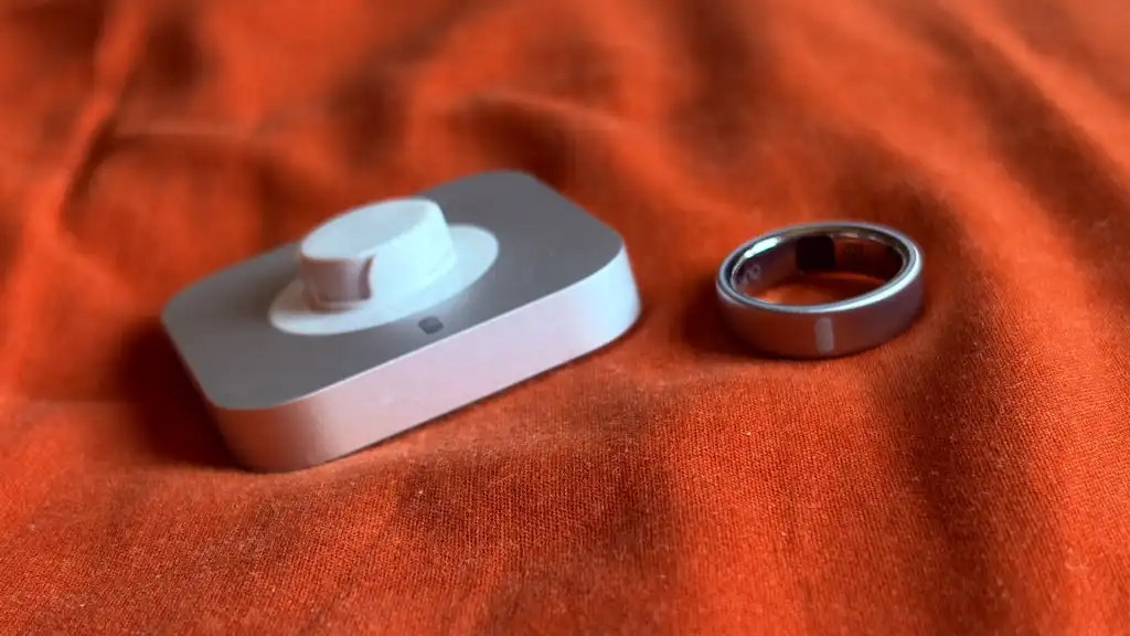 Oura Ring 5 đối đầu Garmin Cirqa: nhẫn nào đáng mua hơn?