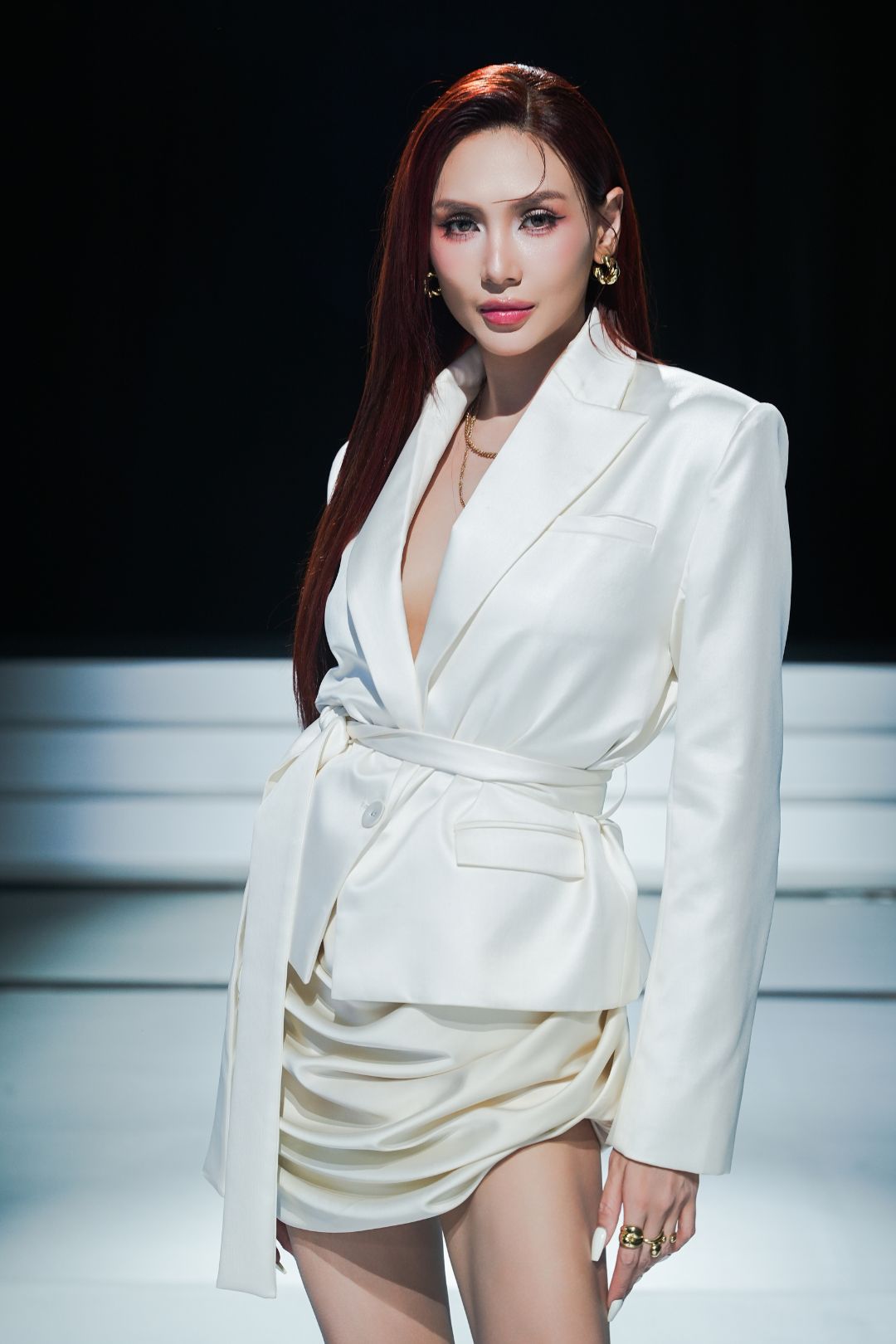 Võ Hoàng Yến, Anh Thư, H'Hen Niê: màn so kè thời trang tại The Face Vietnam