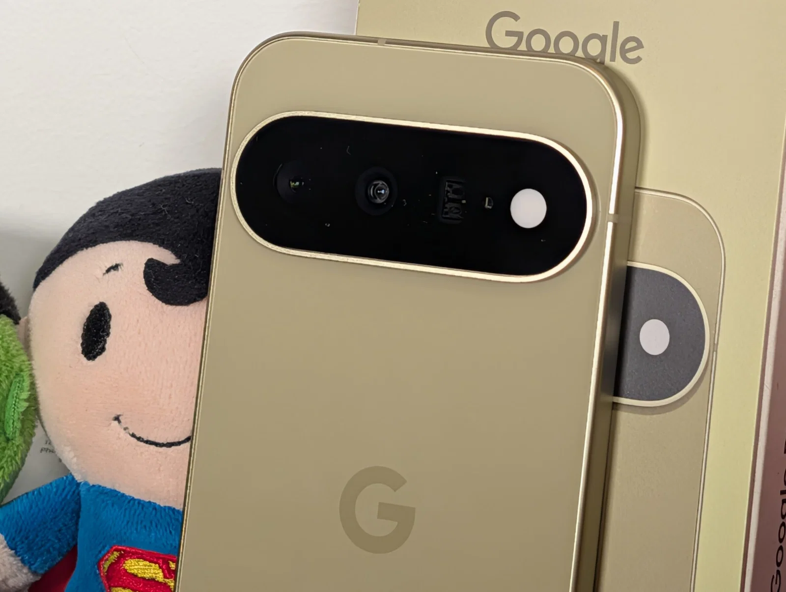 Pixel 11 vs Pixel 10a: Is the Flagship Premium Worth It?