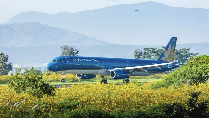 Sân bay Liên Khương hoạt động trở lại: Cánh cửa nhanh nhất lên Đà Lạt