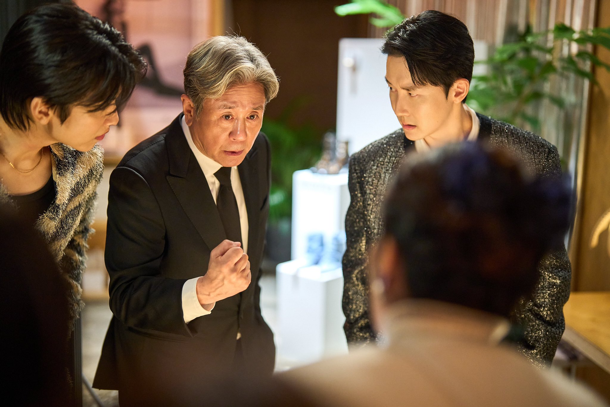 Han So-hee and Choi Min-sik Reframe Generational Gaps in The Intern Korean Remake